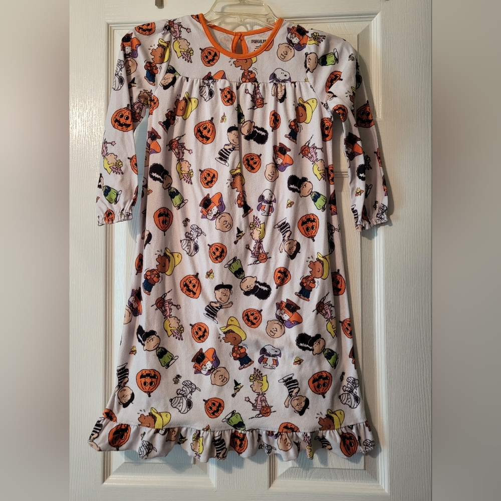 Peanuts Halloween Print Nightgown - Picture 2 of 6